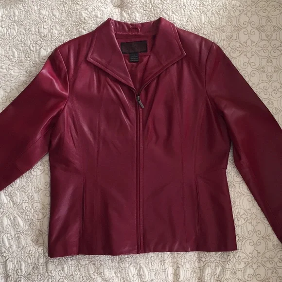 Ladies Leather jacket - Picture 2 of 6